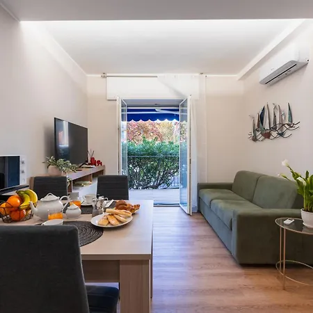 Bg - And Quiet One-bedroom Flat דירה *